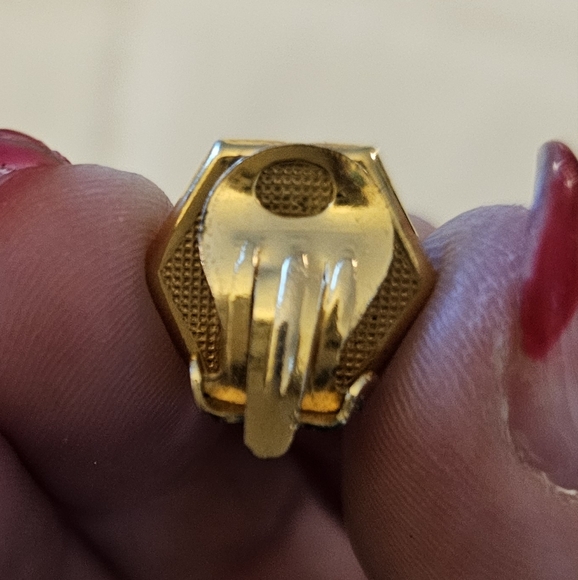 ISO orphan single earrings matches - Picture 5 of 10